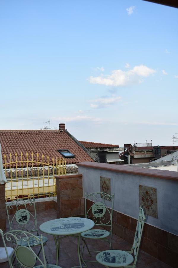 Bed and Breakfast Sicilia In Miniatura "L'Atelier Dell'Etna" Zafferana Etnea Exterior foto